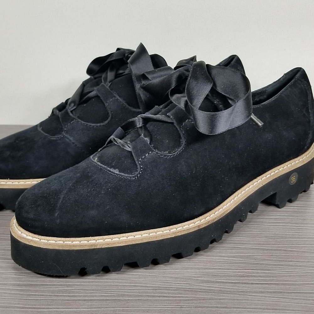 Ron White Water Resistant Oxford Shoe, Black Suede, Womens Size 6